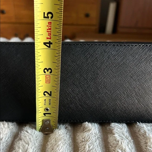 Michael Kors Cindy‎ Dome Crossbody Bag - Picture 11 of 12